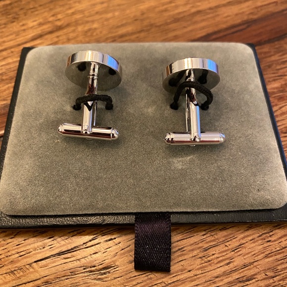 Men’s Cufflinks-Never Worn! - Picture 4 of 4